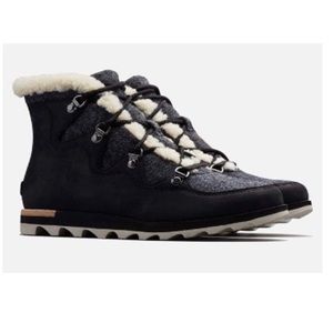 Women’s Sorel Sneakchic Alpine waterproof boot
